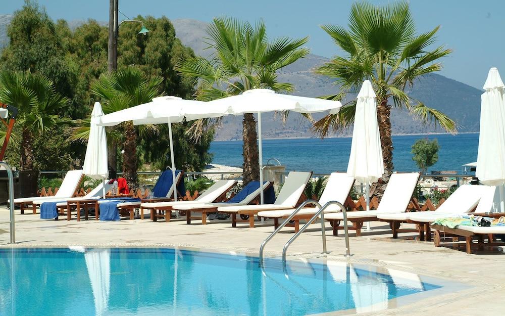 קרבומילוס Ionian Emerald Resort מראה חיצוני תמונה